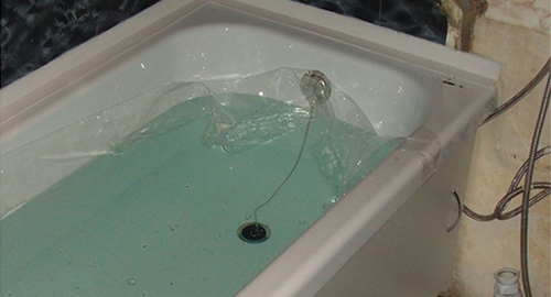 Установкой акрилового вкладыша | Строитель